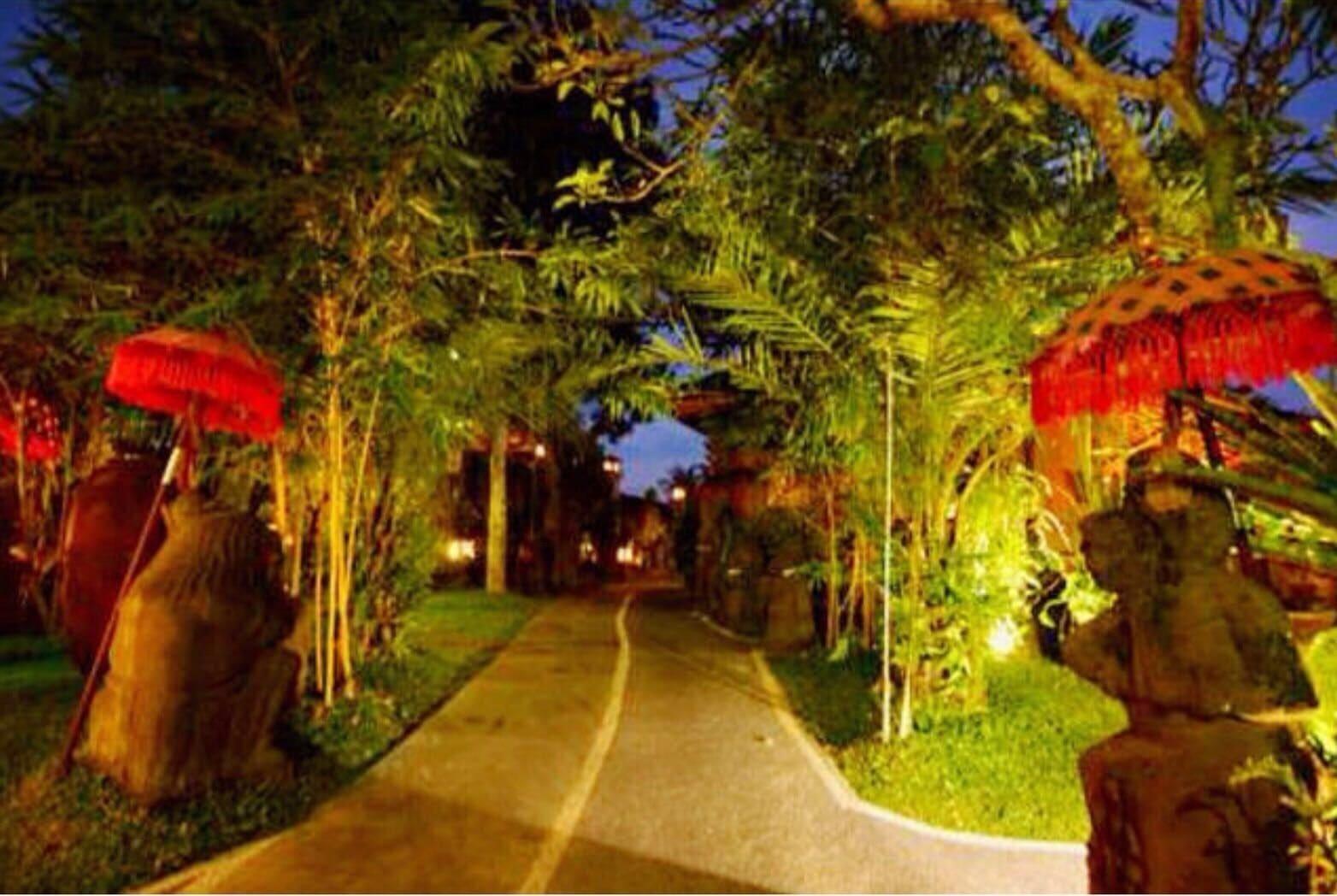 Hotel Tukad White House Ubud Esterno foto