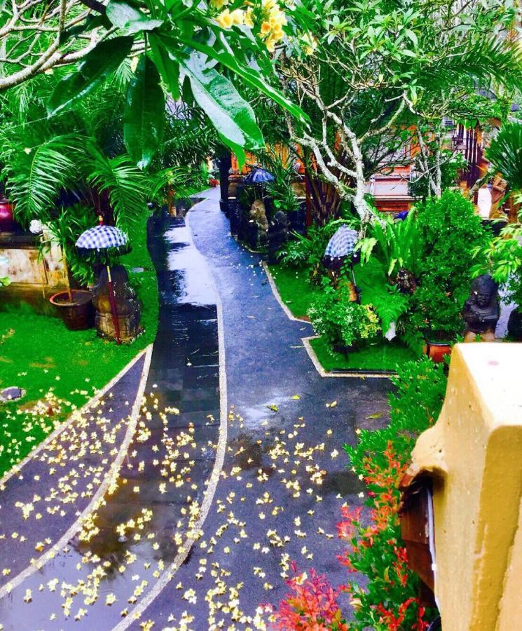 Hotel Tukad White House Ubud Esterno foto