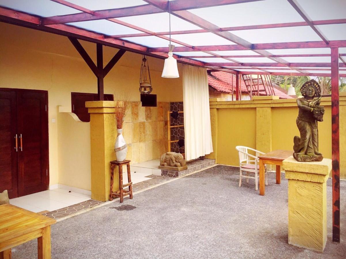 Hotel Tukad White House Ubud Esterno foto